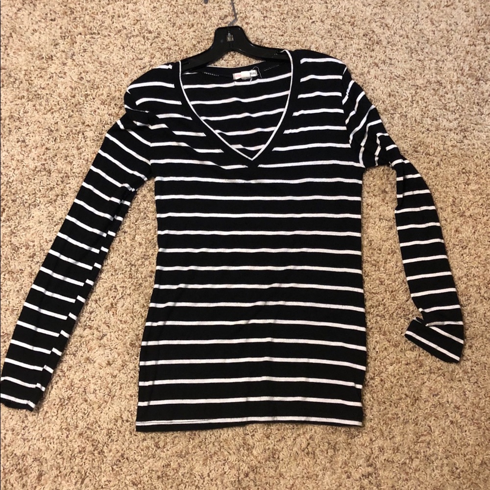 Black and white striped tee